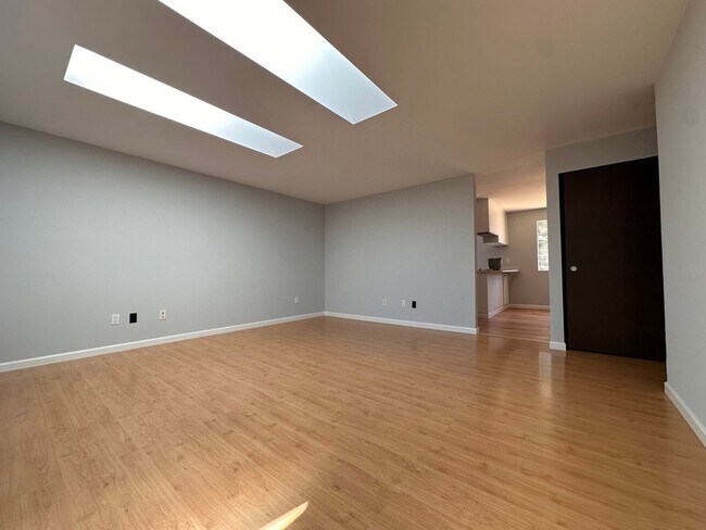 Photo - Cozy Woodinville Rambler waiting for its n... Casa