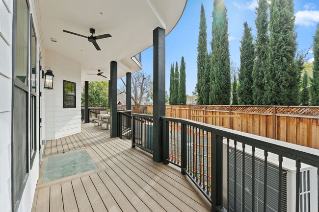 Photo - $11,995 - Stunning Executive Estate in Wil...
