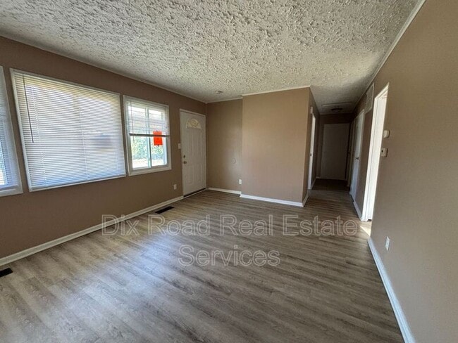 Photo - 4910 Porterfield Dr