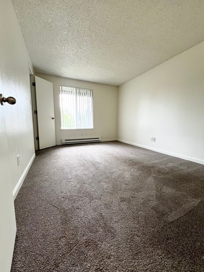 1x1 Standard- Bedroom