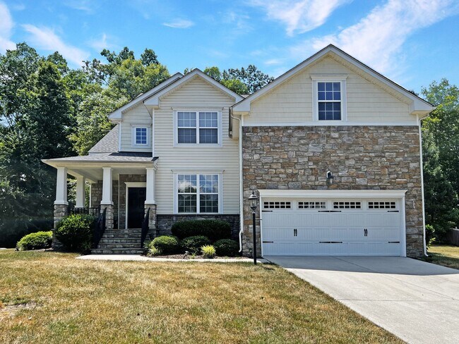 Gorgeous 5 Bedroom Home In Midlothian with... - Gorgeous 5 Bedroom Home In Midlothian with...