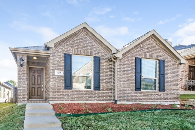 Building Photo - 517 Pawnee St