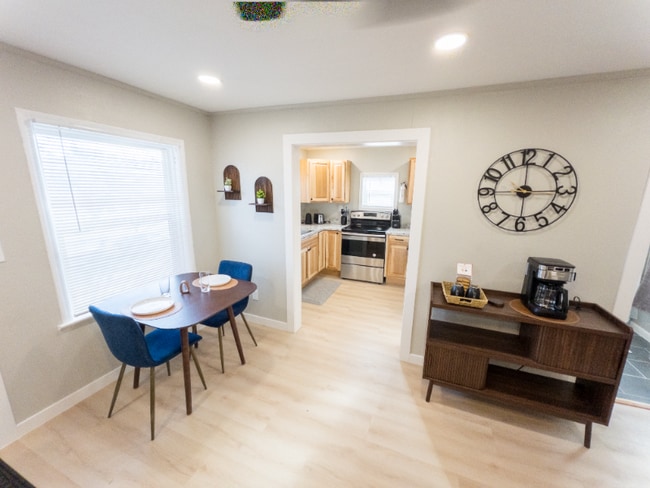 Photo - 1010 California Ave