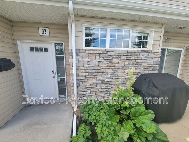 Photo - 1179 Summerside Dr SW