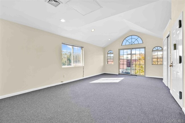 Photo - 88-20 70th Rd