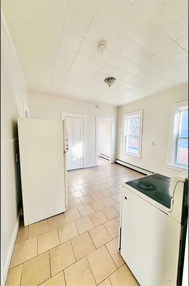 175 Amherst St Unit #1