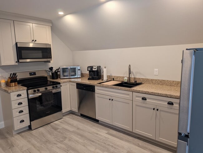1 Patriot Way Unit 1 Patriot Way Apartment