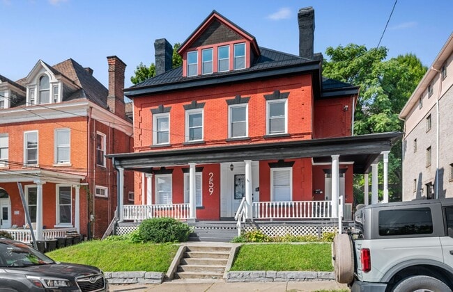 Photo - 259-261 N. Dithridge Street (Full Service) Unit 259 N. Dithridge Street