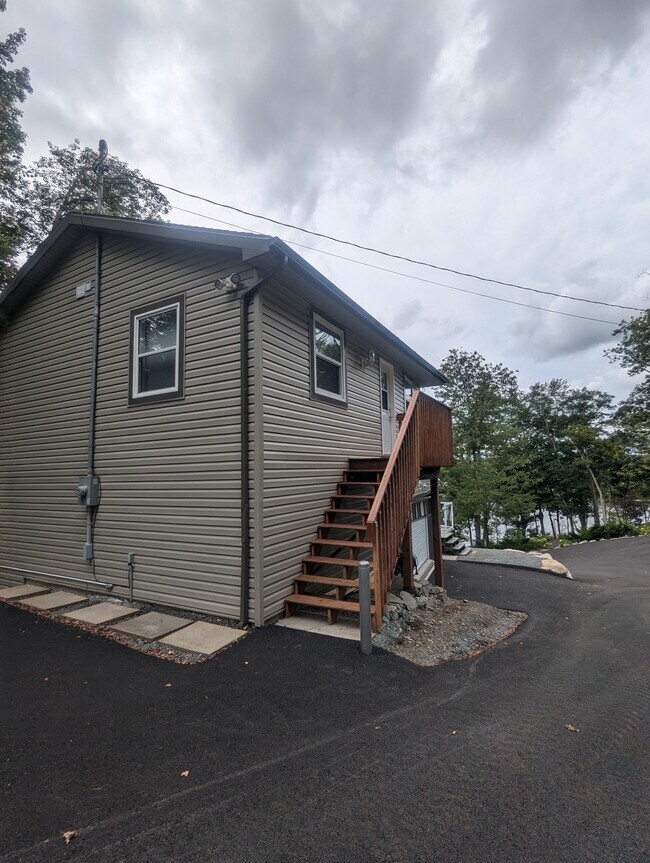 Photo - 31 Maheux Ln Unit 1