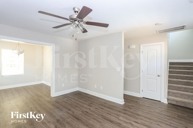 Photo - 2031 Samantha Dr