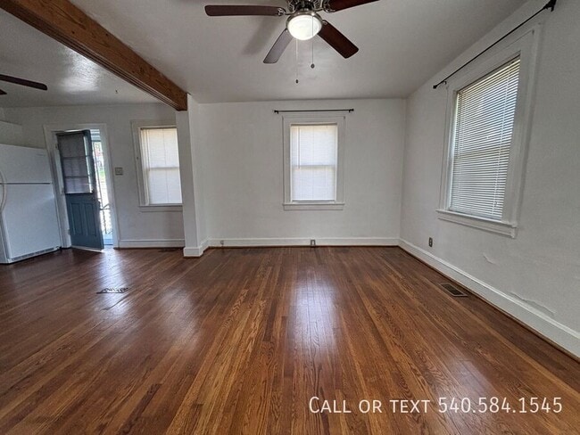 Photo - 950 Morgan Ave SE