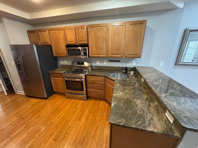 Photo - 11 N Streeper St