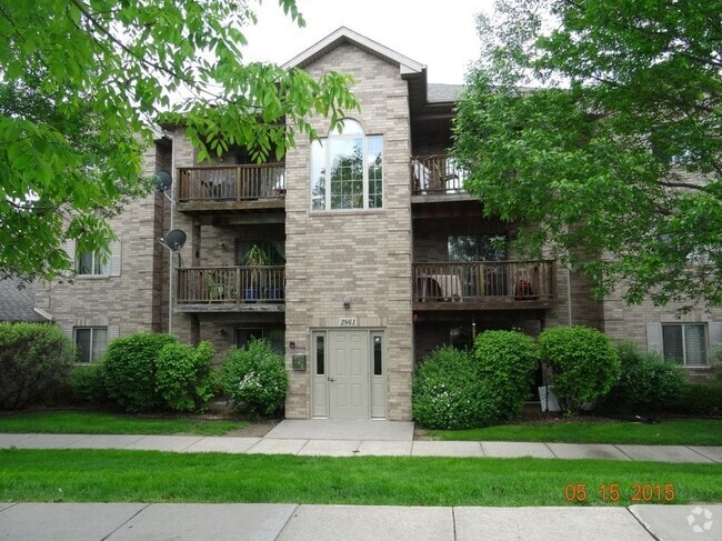Building Photo - 2861 Coral Ct Unit 2001 Rental