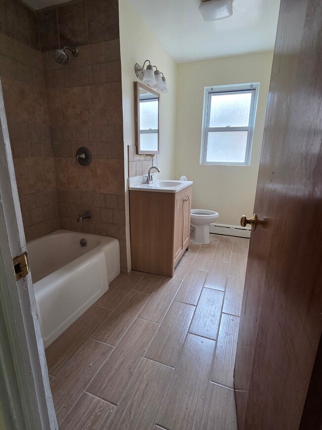 Photo - 6100 N Campbell Ave Unit Apt 2