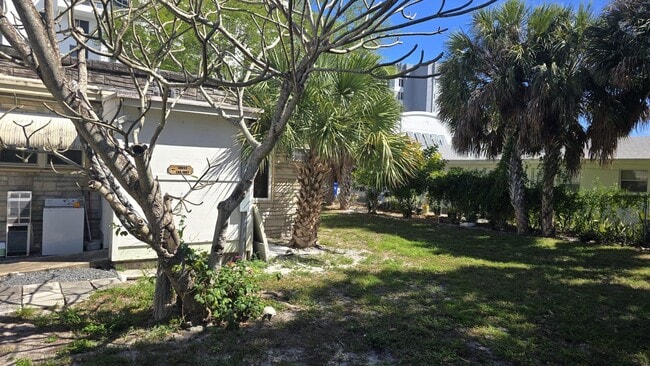 Photo - 231 NE 20th Ave