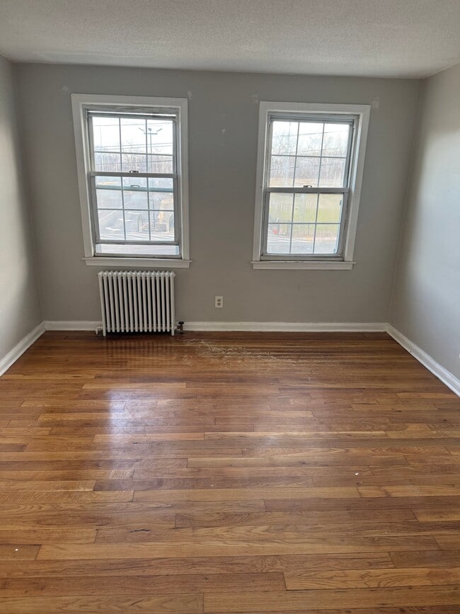 Photo - 1618 Memorial Ave Unit apt 2a