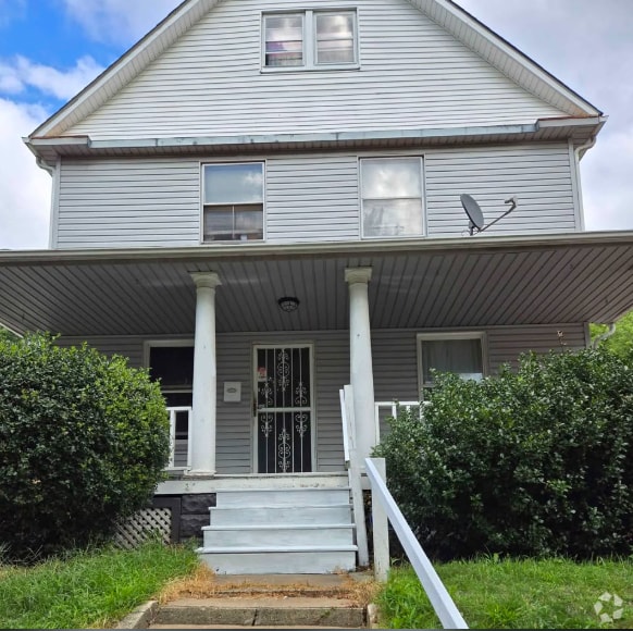 Building Photo - 3271 W 88th St Rental