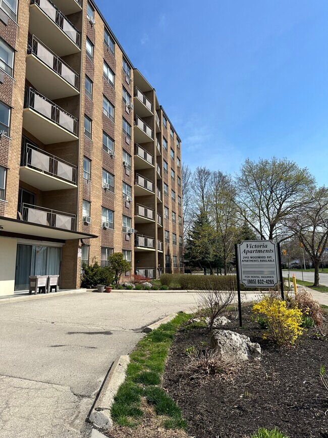 Building Photo - Victoria Apartments