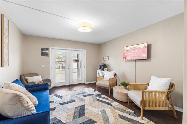 Photo - Riverside North Apartment Homes