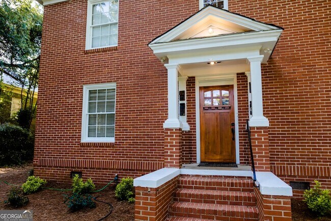 Photo - 111 E Screven St