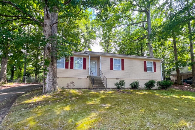 Building Photo - 5207 Cheshire Dr Rental