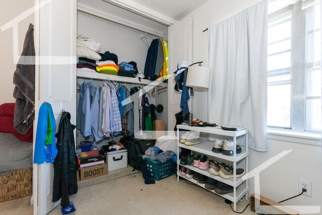 Photo - 3Br/2Bth, Available Sep. 1, 2026. Great for a rommate students. MUST SEE!!