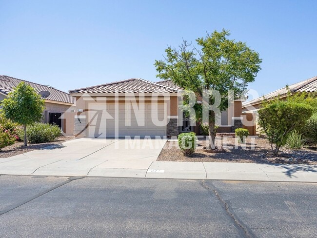 Building Photo - Beautiful Remodeled Home with 3 Rooms