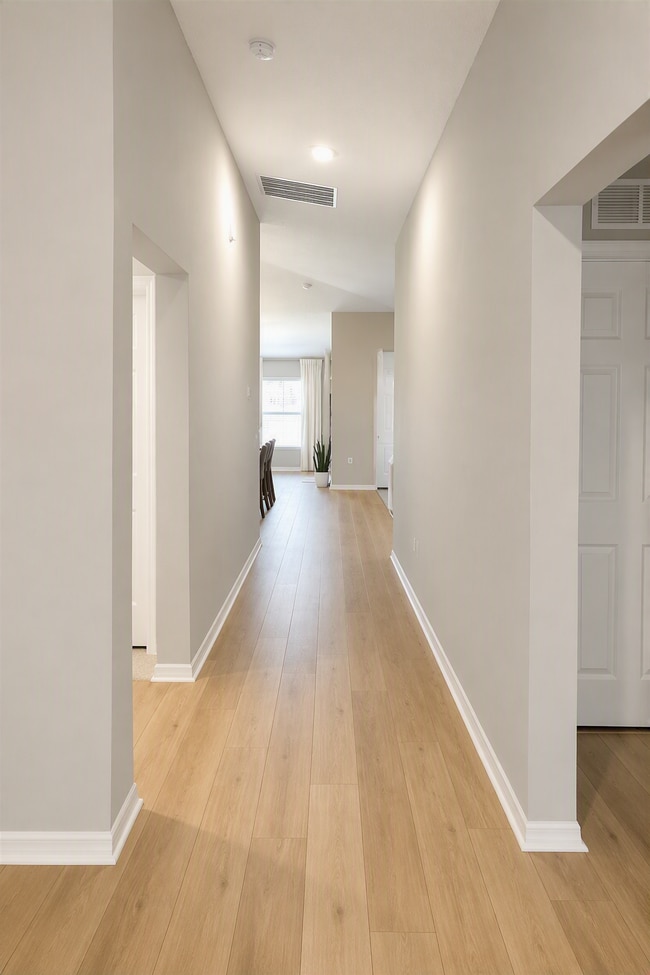 Photo - 5492 Siltstone St