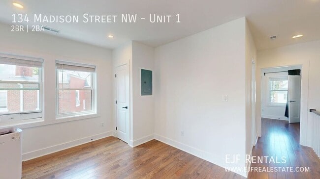 134 Madison St NW Unidad 1