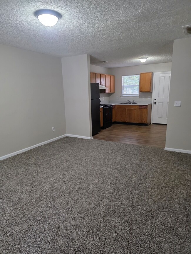 Photo - 1209 Harmony St