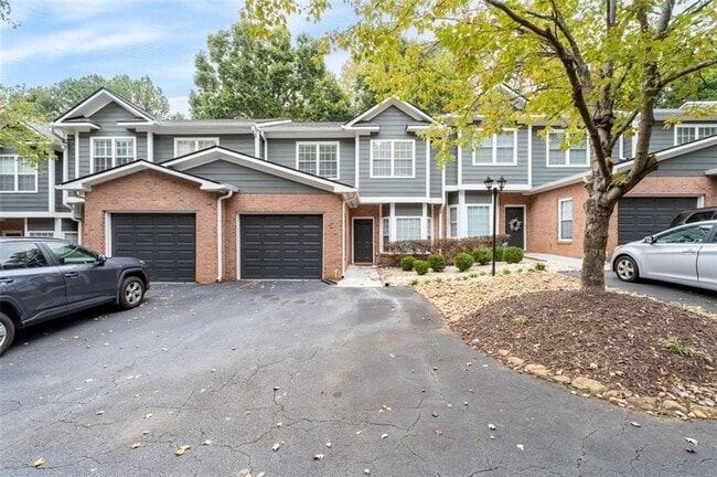 2680 Pine Tree Rd NE