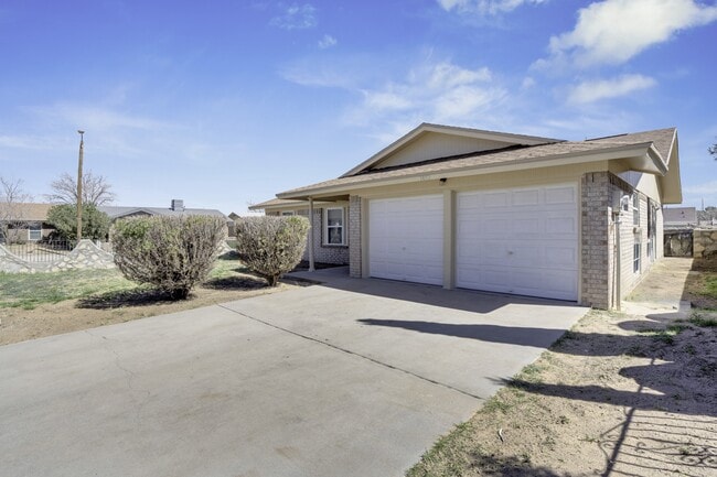 Photo - 3452 Tascosa St