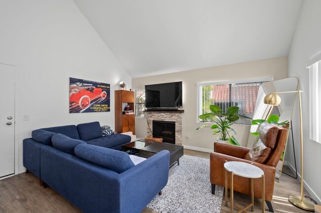 Photo - Stylish Condo in the Heart of Downtown San Diego’s Marina District Unidad 174