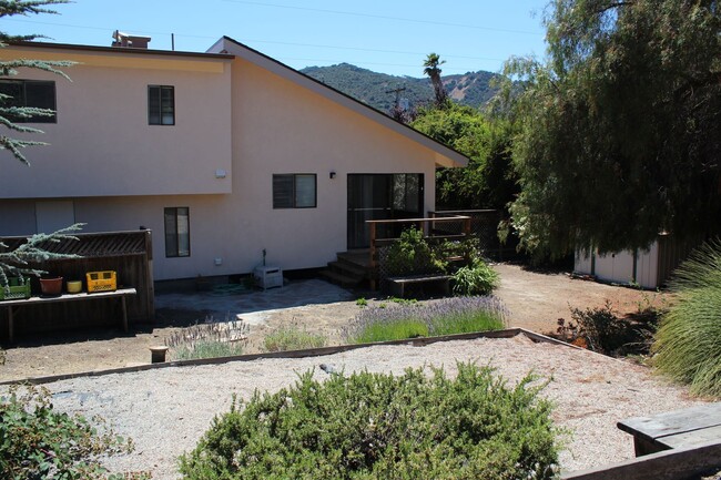 Building Photo - RC15VC