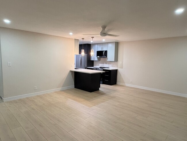 Photo - 1061 Park Ave Unidad 104