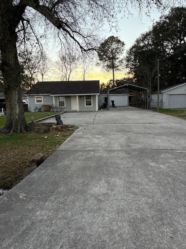 Photo - 3331 Longhorn Dr