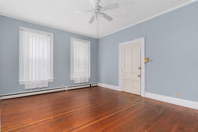 Photo - 77 Lloyd Ave Unidad A