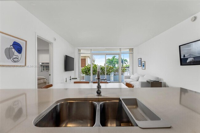 Photo - 3250 NE 1st Ave Unit 605