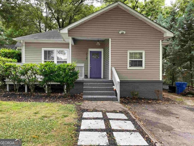 Photo - 2134 Main St NW