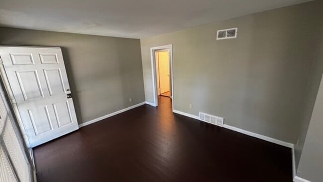 Photo - 2183 Cassie Ave