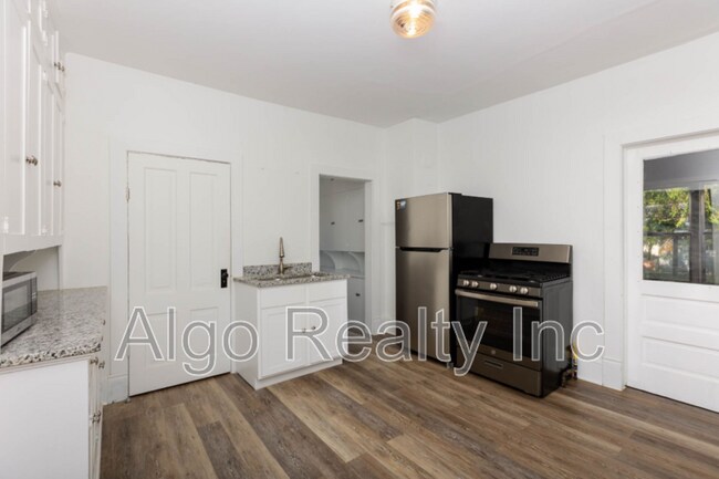 Photo - 3449 Snelling Ave Unit 3451