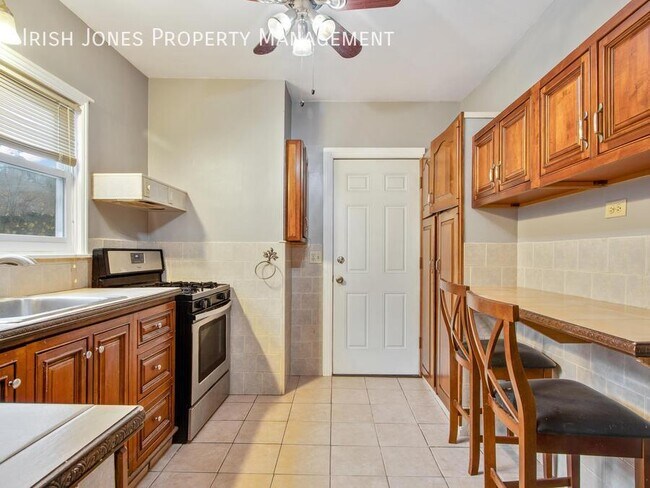 Photo - 54 Anderson Pl Unit Apt. 2