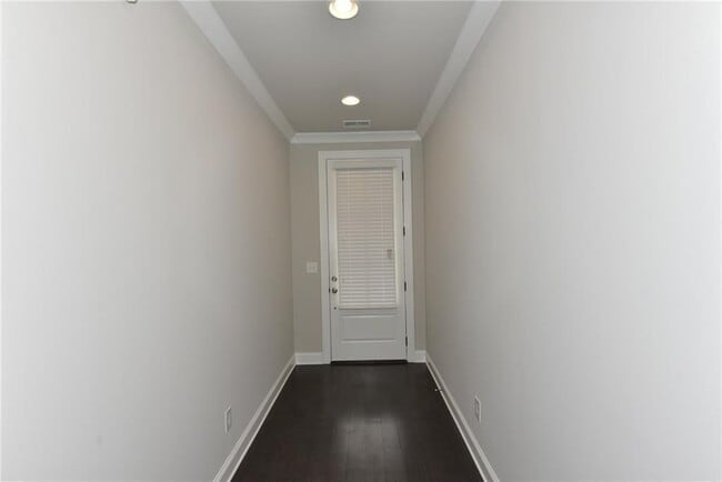 Photo - 5236 Cresslyn Rdg