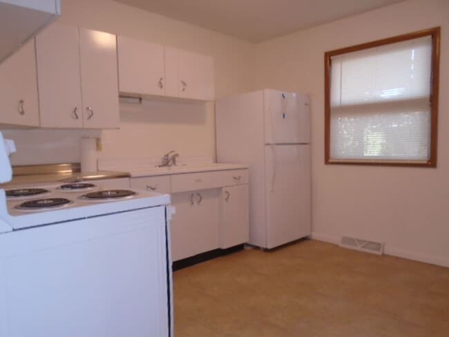 Photo - 1857 College Heights Rd Unidad 1