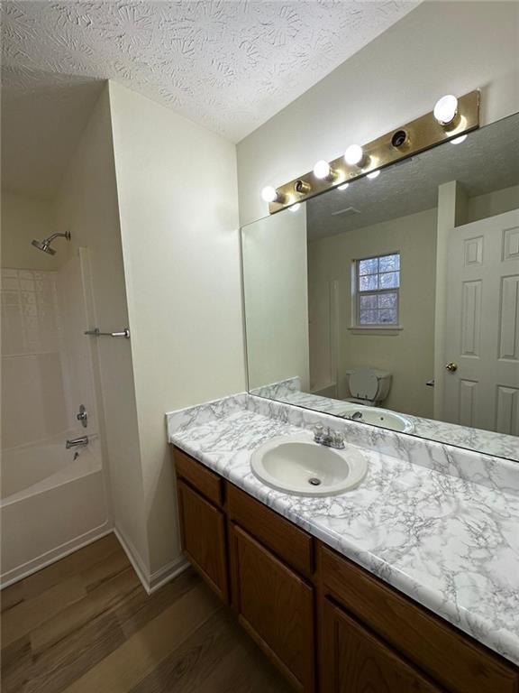 Photo - 2633 Barndale Dr