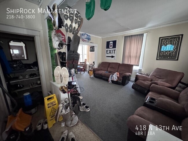 Photo - 418 N 13th Ave E