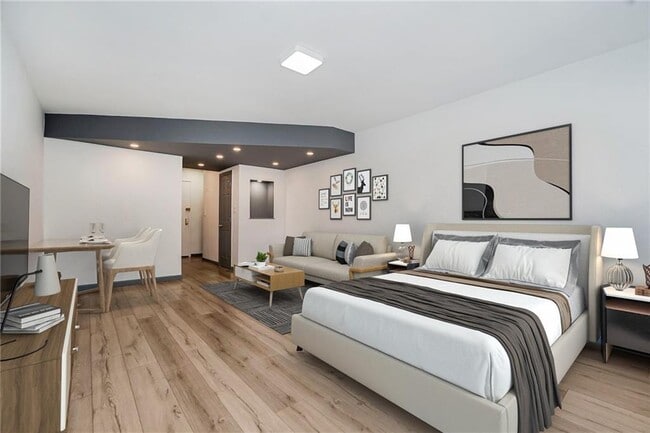 Photo - 1237 Avenue Z Unit F2