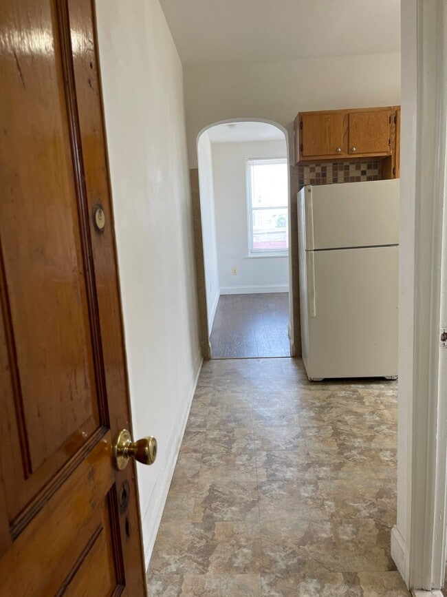 Building Photo - 2641 E Clearfield St Unit 3 FL R