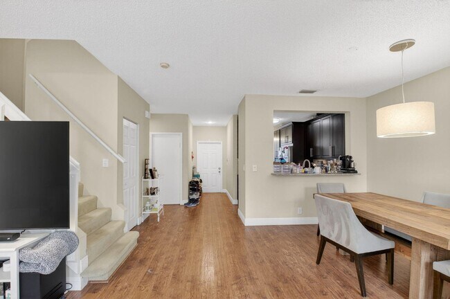 Photo - 20951 Via Alamanda