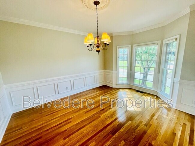 Photo - 104 Castleton Pl